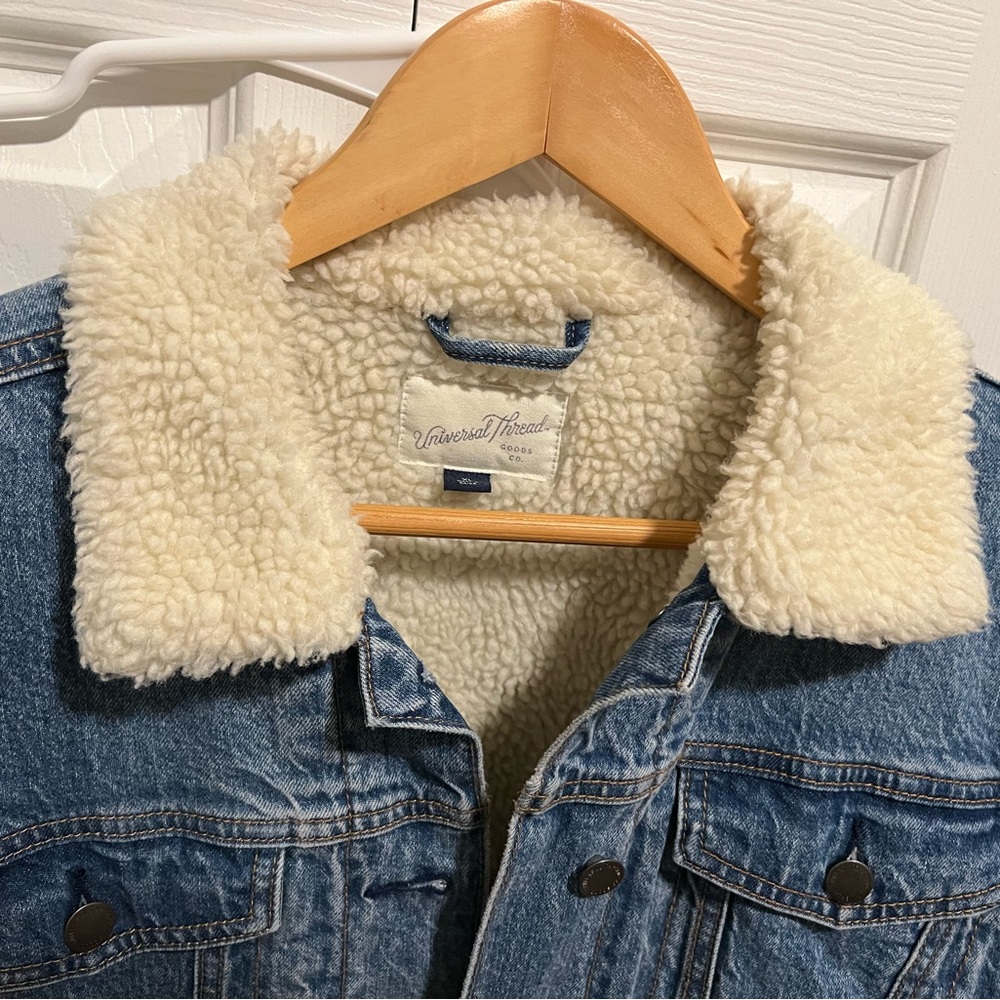 Fur collard jean jacket XL